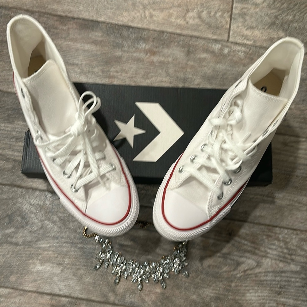NEW Converse - Picture 3 of 7